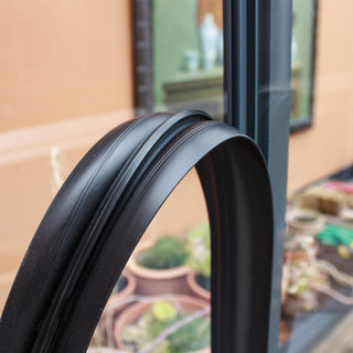 Luxia Retro on Low Wall