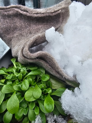 Bande d’enroulement pour toile de paillage en laine